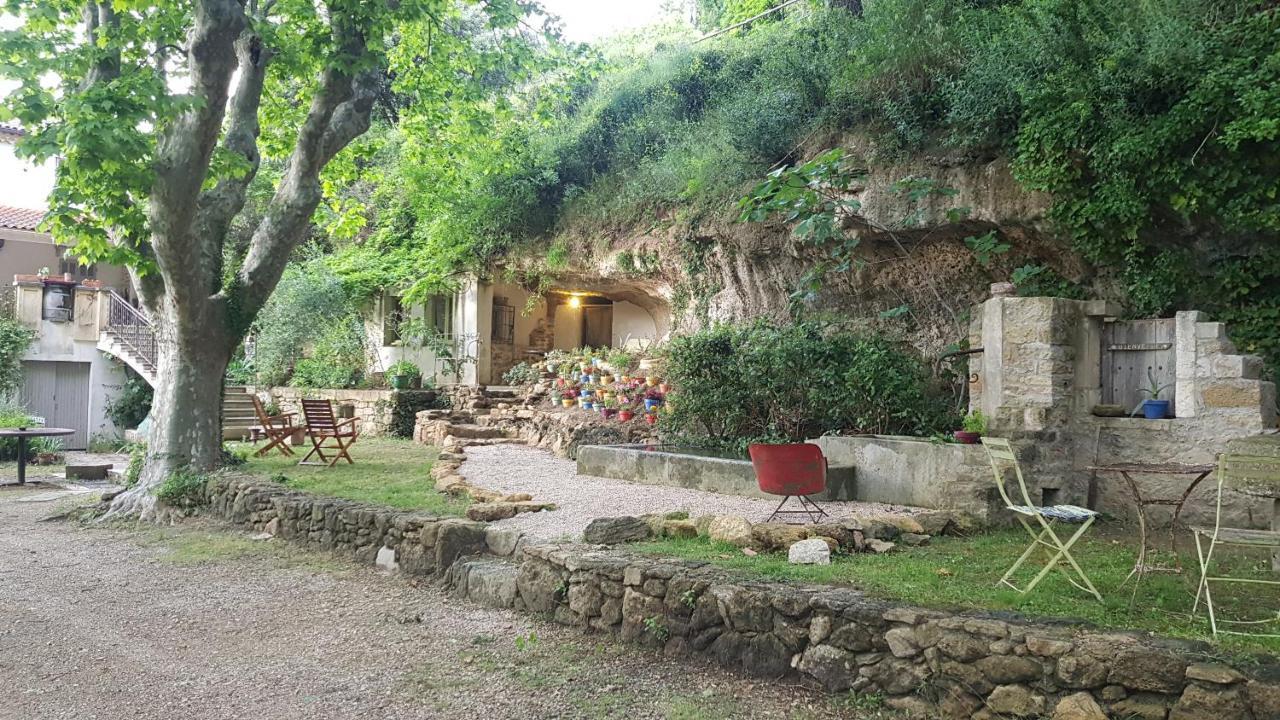 Moulin De Bonfilhon Bed & Breakfast Cornillon-Confoux Exterior photo