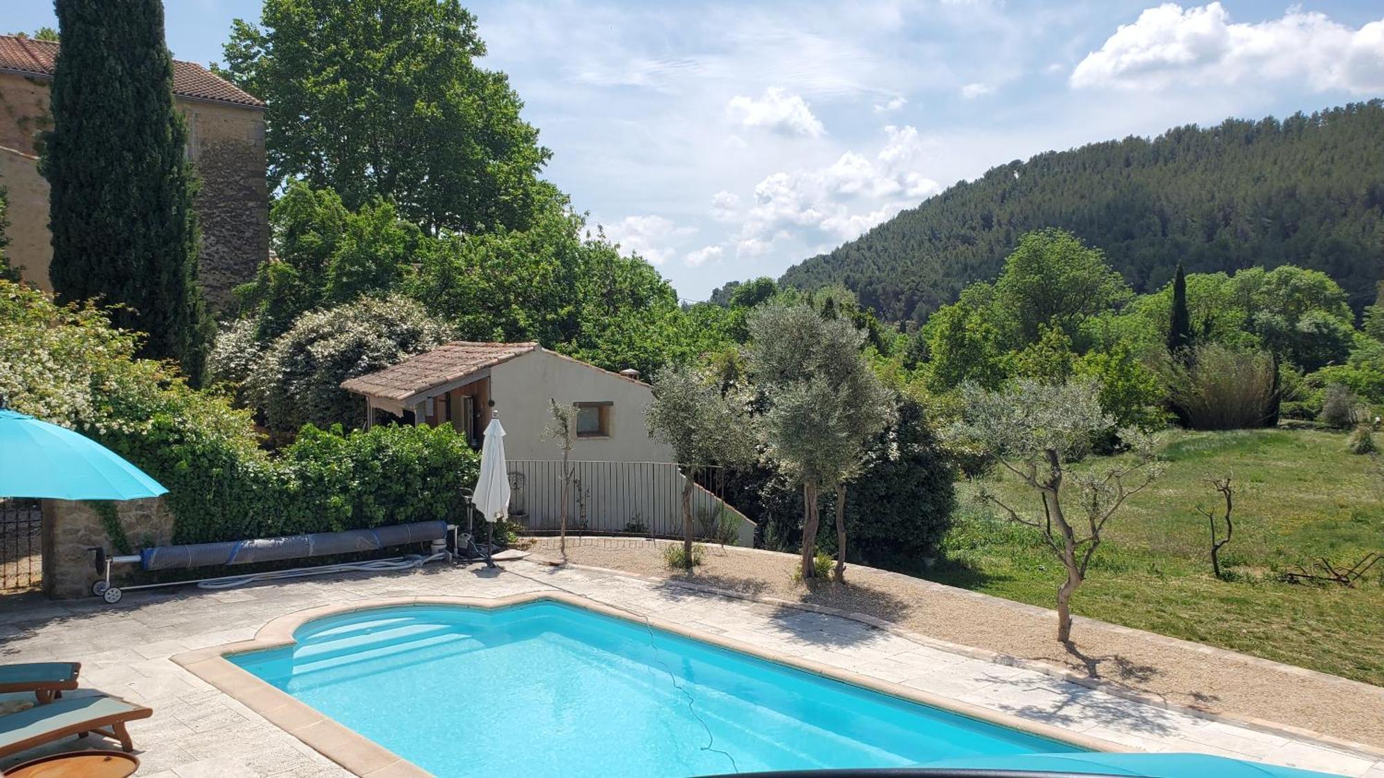 Moulin De Bonfilhon Bed & Breakfast Cornillon-Confoux Exterior photo