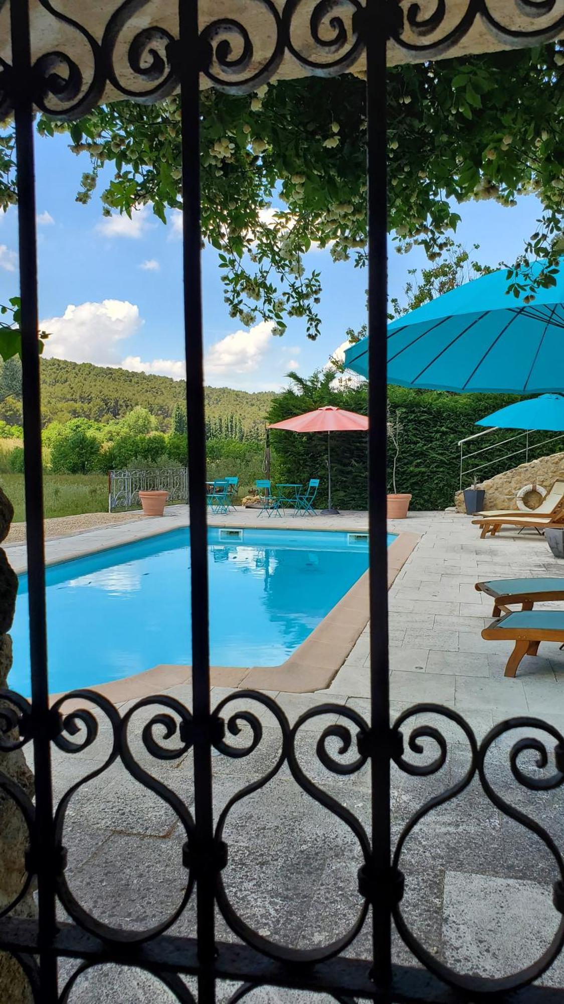 Moulin De Bonfilhon Bed & Breakfast Cornillon-Confoux Exterior photo