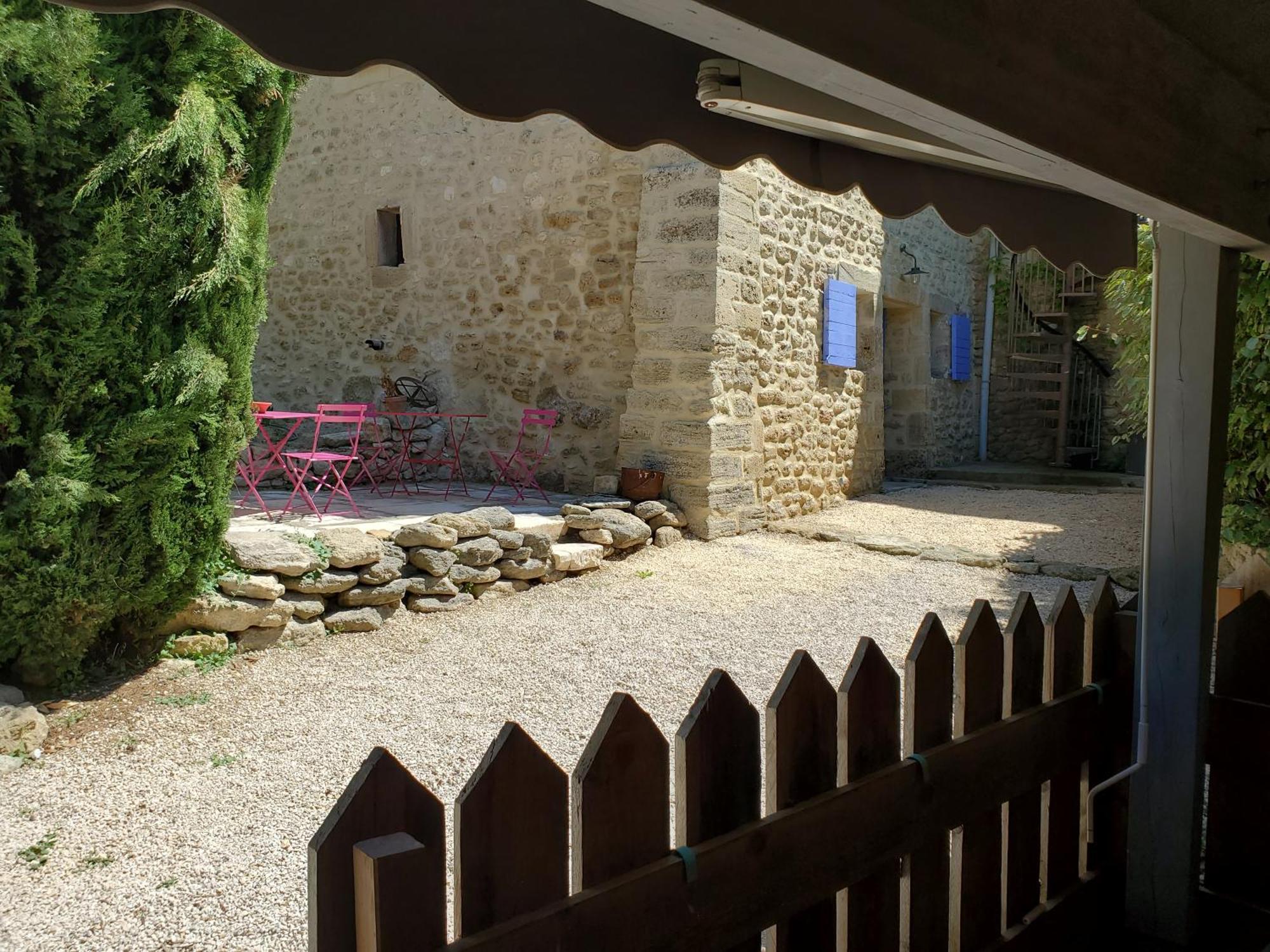 Moulin De Bonfilhon Bed & Breakfast Cornillon-Confoux Exterior photo