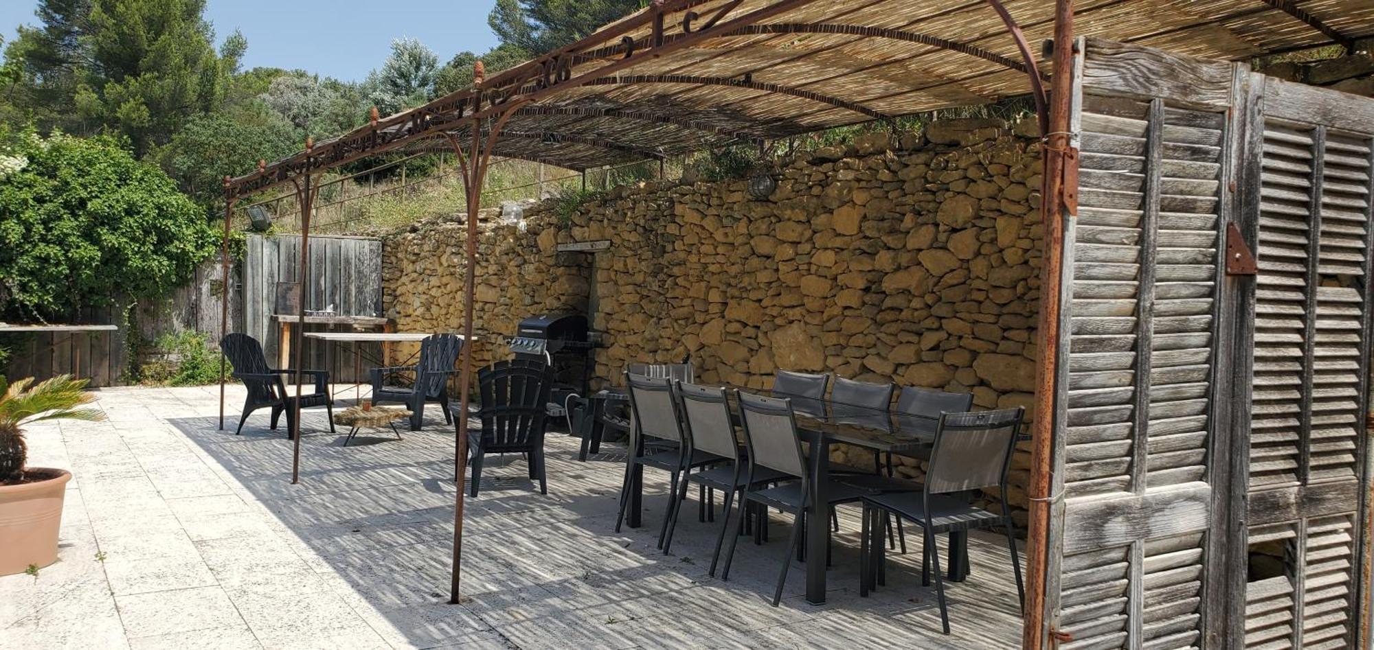 Moulin De Bonfilhon Bed & Breakfast Cornillon-Confoux Exterior photo