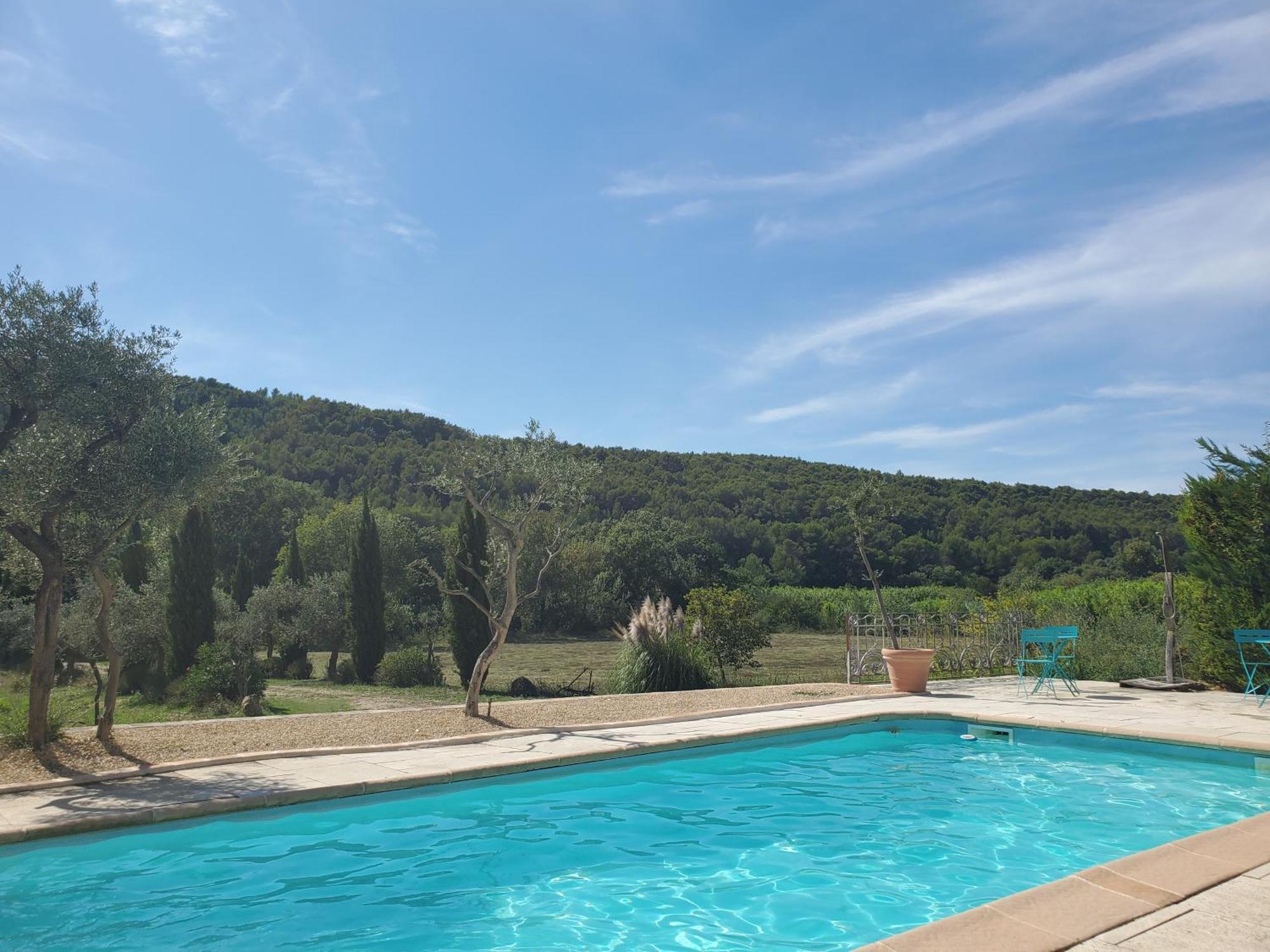 Moulin De Bonfilhon Bed & Breakfast Cornillon-Confoux Exterior photo